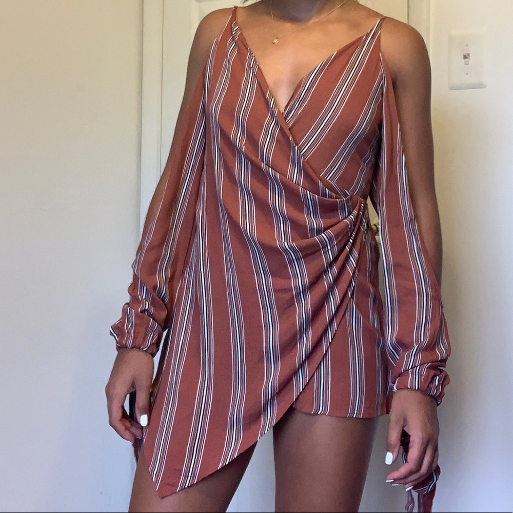 NWT Striped Headtbeeps Wrap Romper